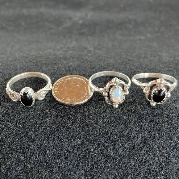 Bundle-Sterling Silver Rings - Picture 5 of 5
